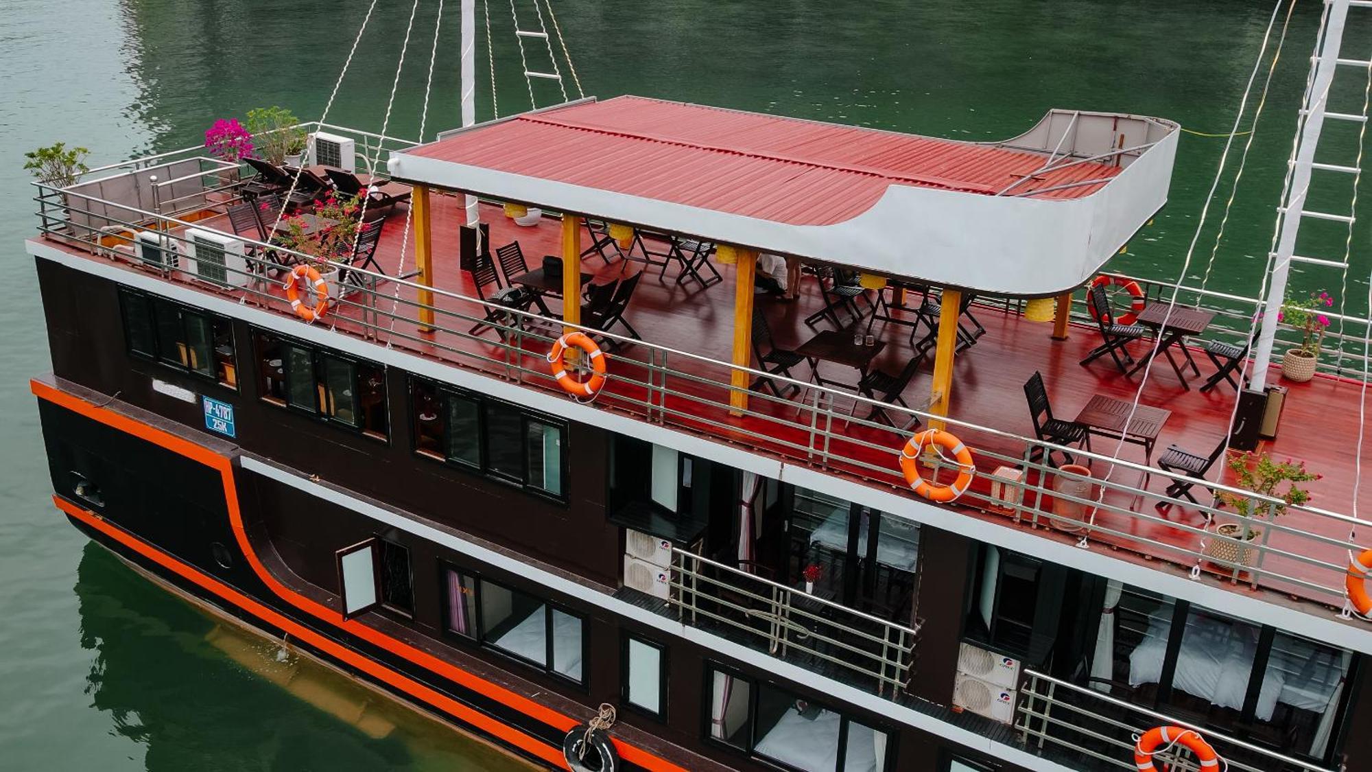 Daiichi Boutique Cruise Hotel Chan Chau Exterior photo